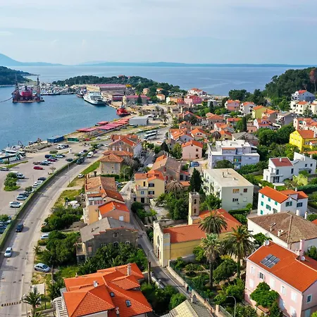 Apartment Leon & Rent A Quad